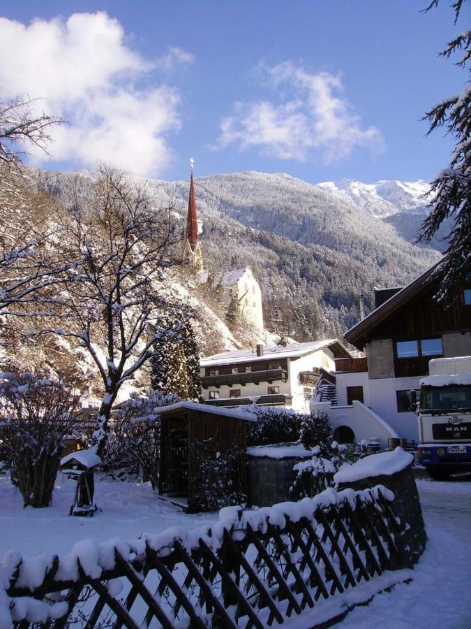Landhaus Edelweiss Oetz Ruang foto